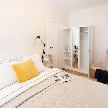 Old Cozy One Bedroom Apartament *